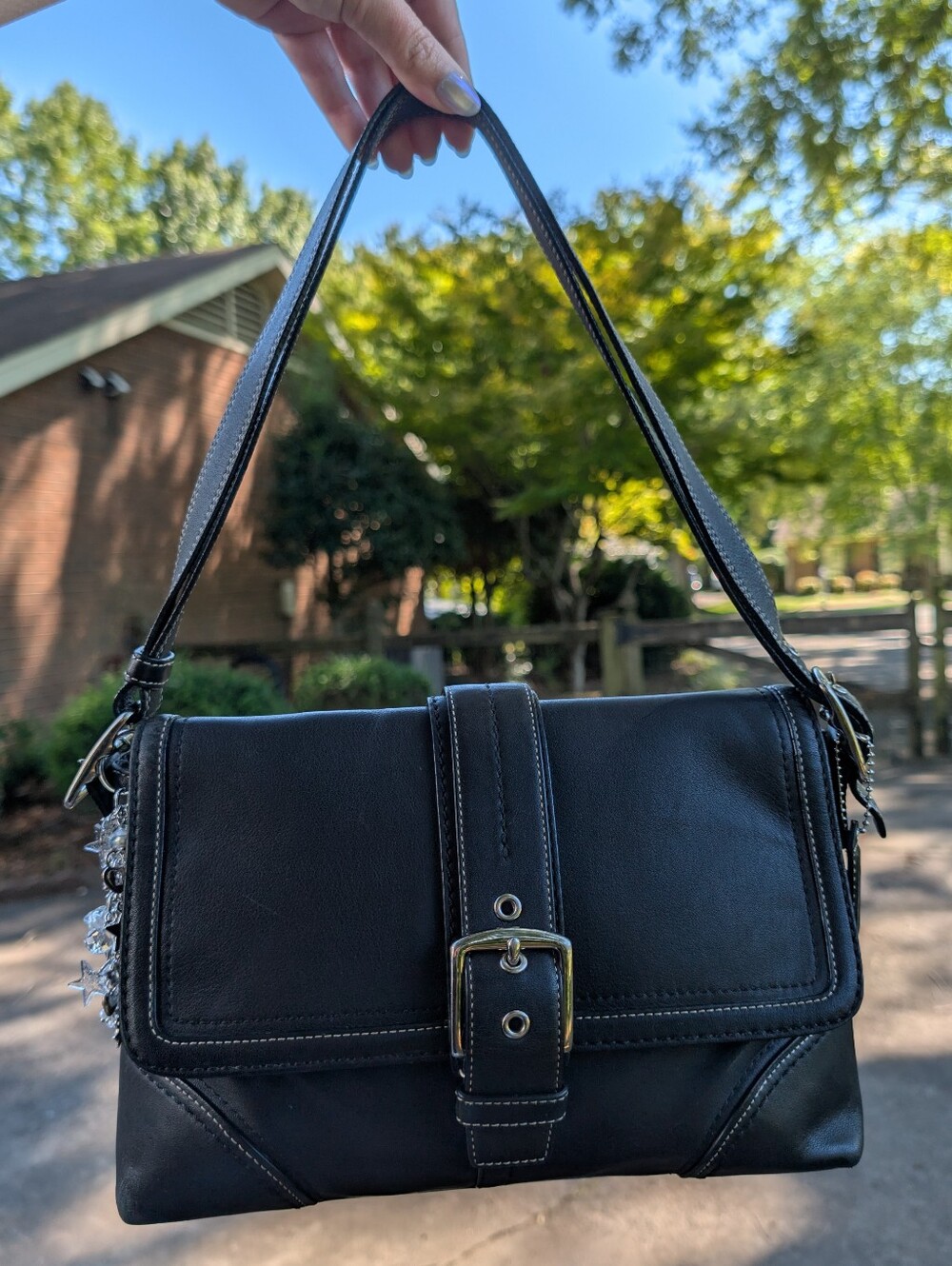Y2K Coach Hampton Buckle Flap Shoulder Bag Black Leather F12606